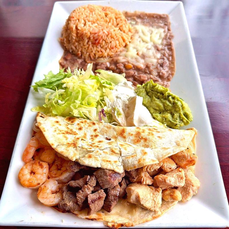 Combo Quesadilla