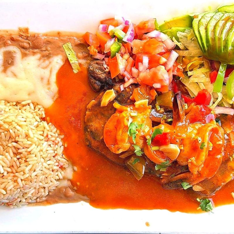 Steak con Camarones